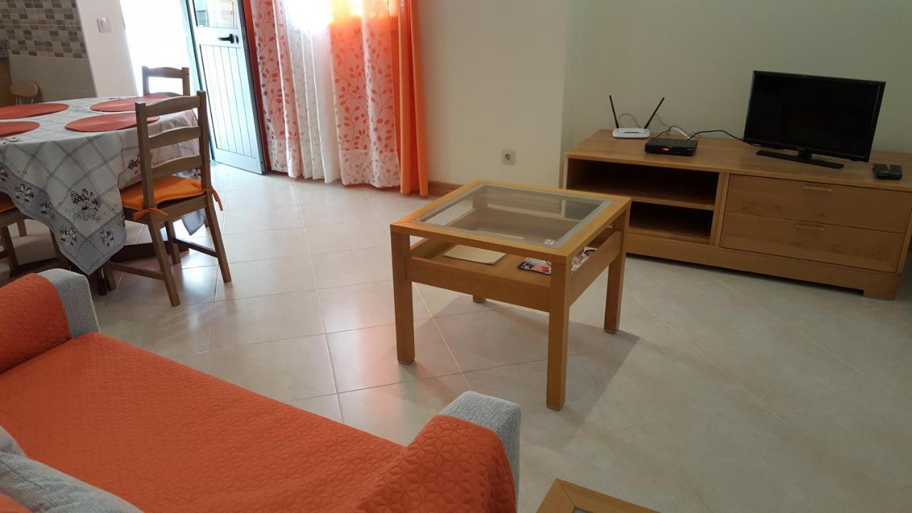 Private Apartament Celestina & Carlos Mindelo Exterior photo